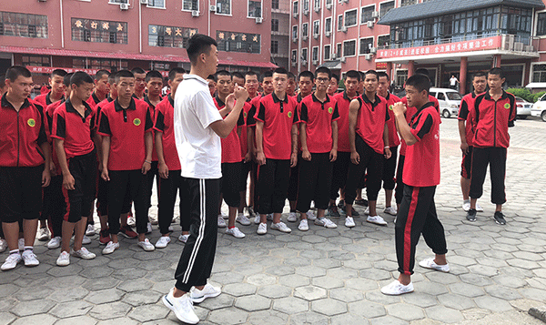 嵩山少林武校