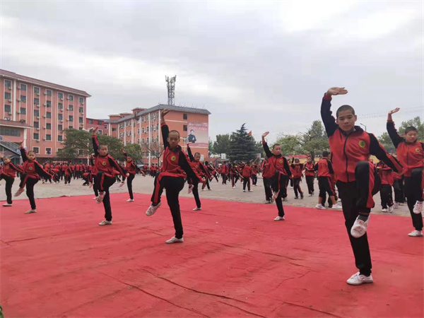 河南少林文武学校