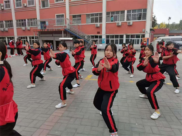 嵩山少林武校