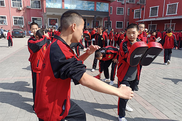 登封少林文武学校